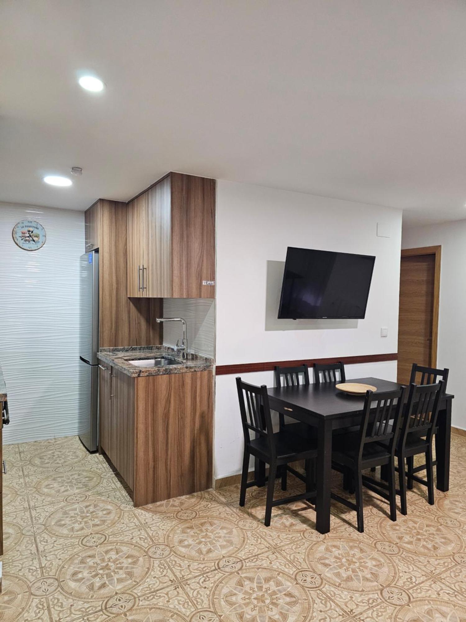 Suncastle Apartamentos Alicante -With Sunny Rooftop Terrace And Barbecue Exterior photo